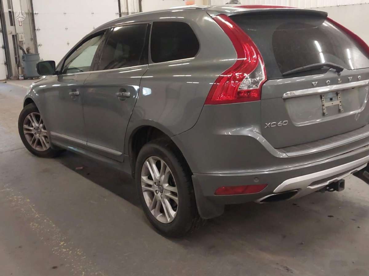 Volvo XC60 по частям