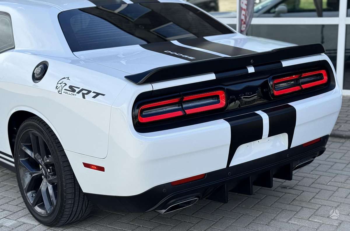 Dodge Challenger, 5.7 l., coupe