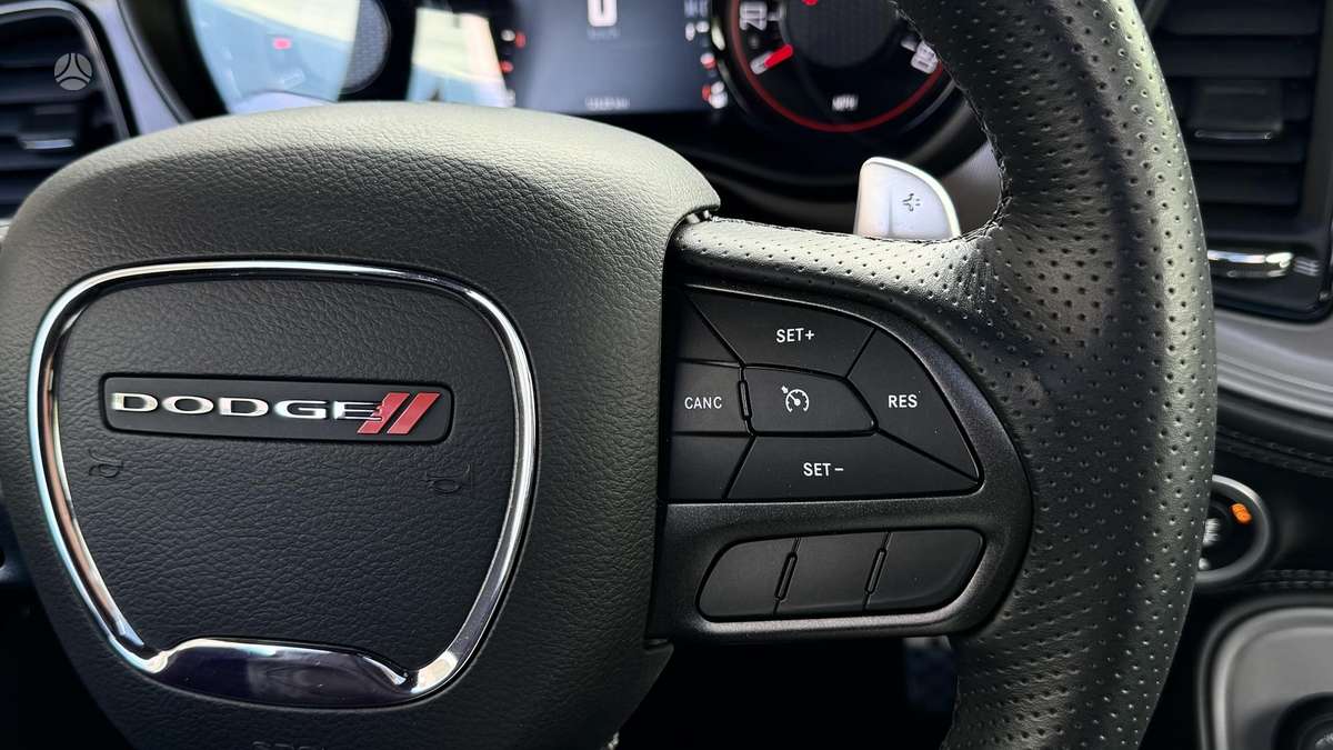 Dodge Challenger, 5.7 l., Купе (coupe)