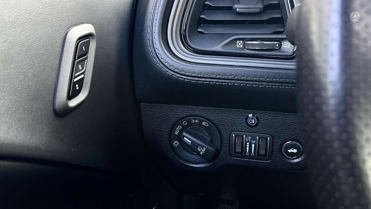 Dodge Challenger, 5.7 l., Купе (coupe)