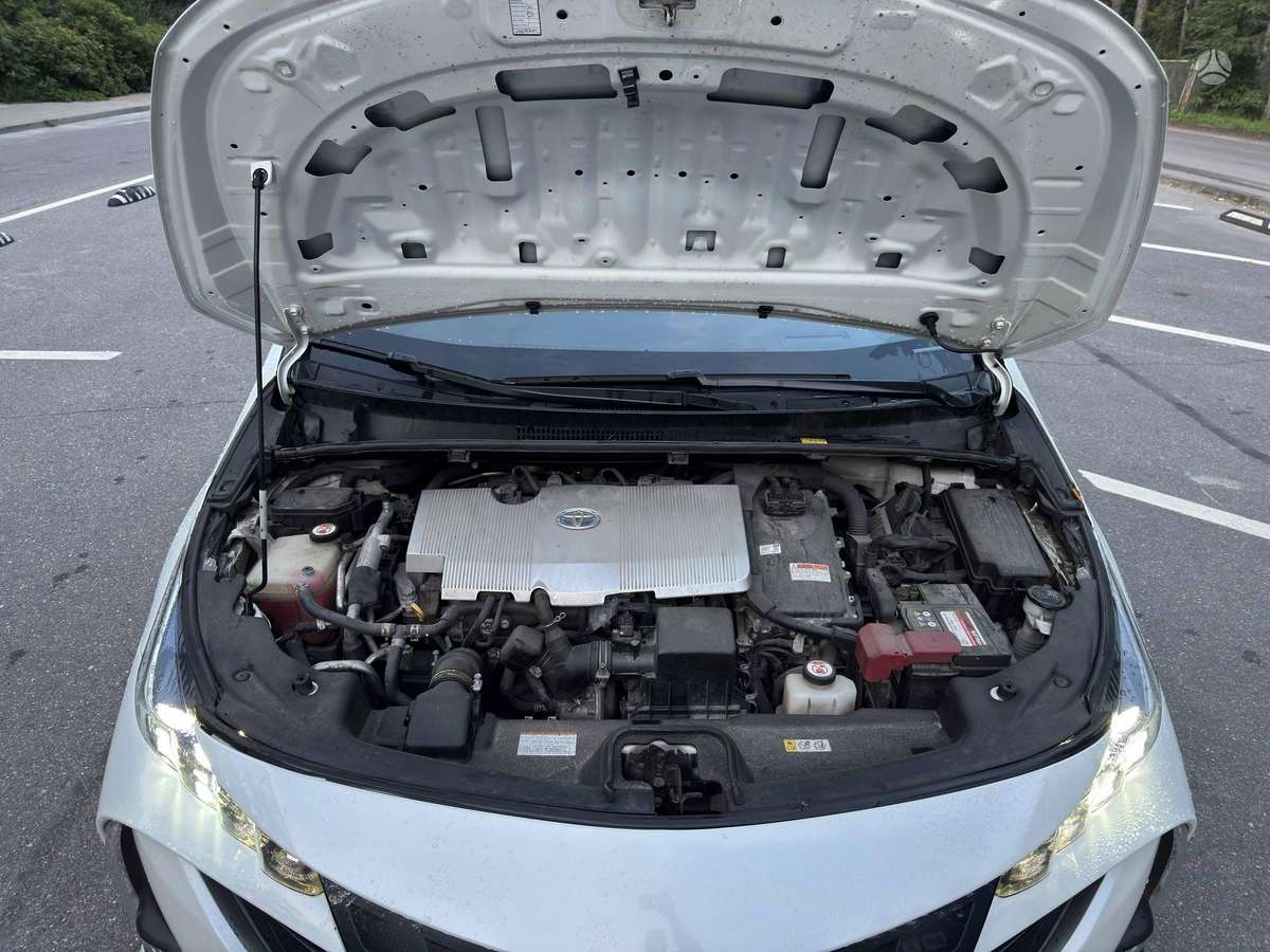 Toyota Prius Prime - 5