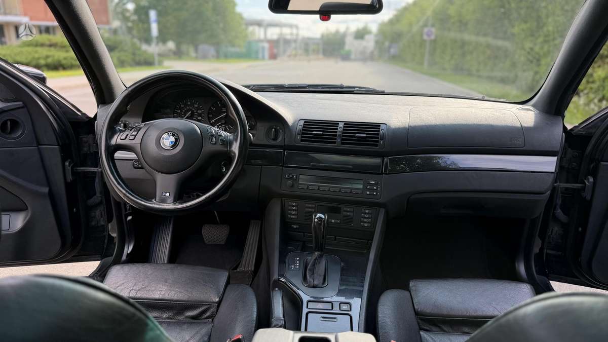 BMW 530, 3.0 l., Седан