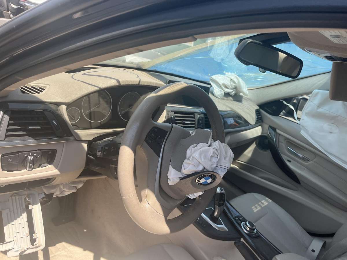 BMW 335, 3.0 l., Седан