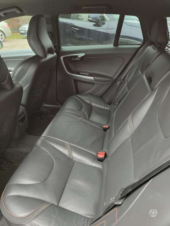 Volvo V60, 2.0 l., Универсал