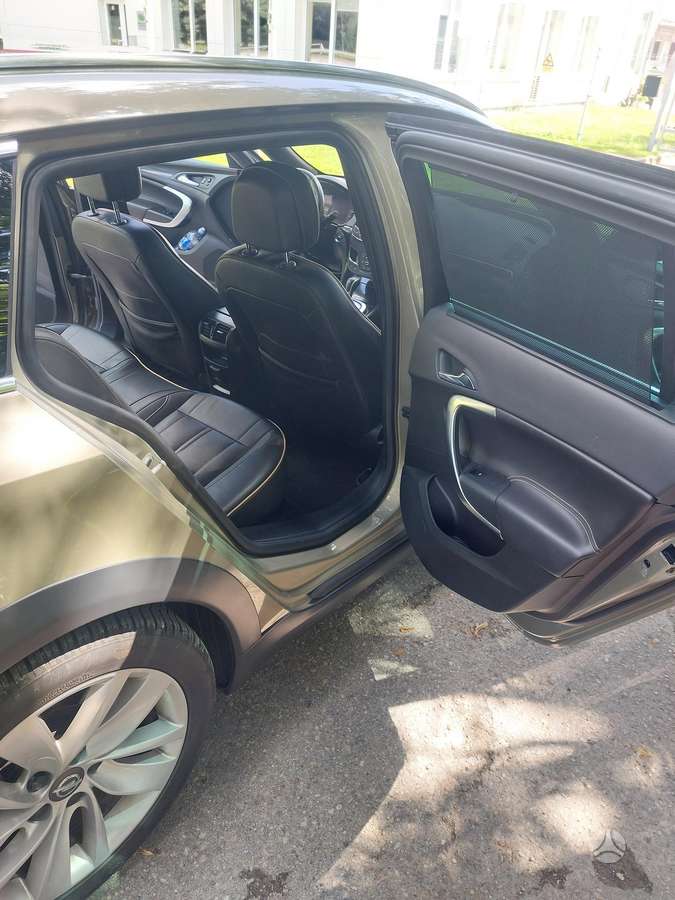 Opel Insignia, 2.0 l., Универсал