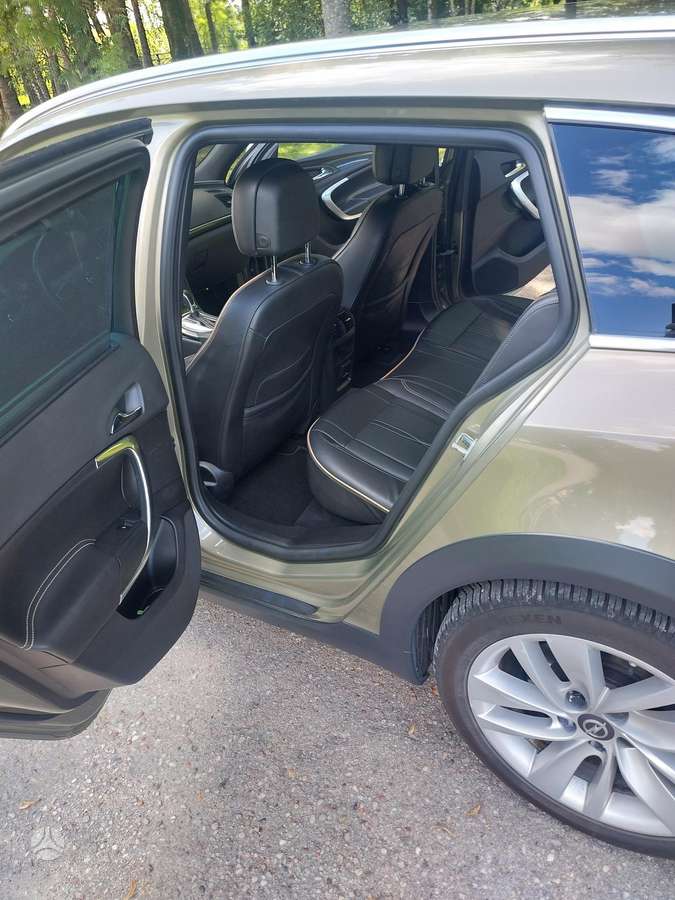 Opel Insignia, 2.0 l., Универсал