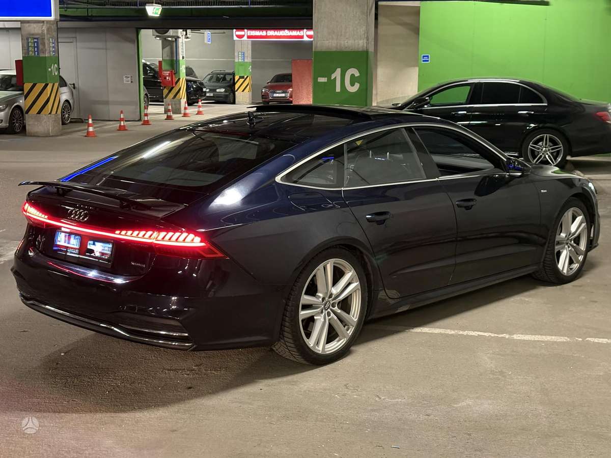 Audi A7, 3.0 l., hatchback