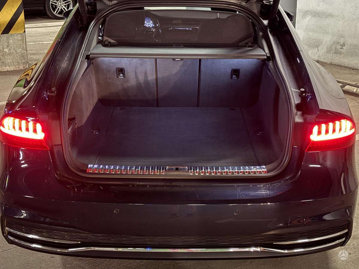 Audi A7, 3.0 l., hatchback