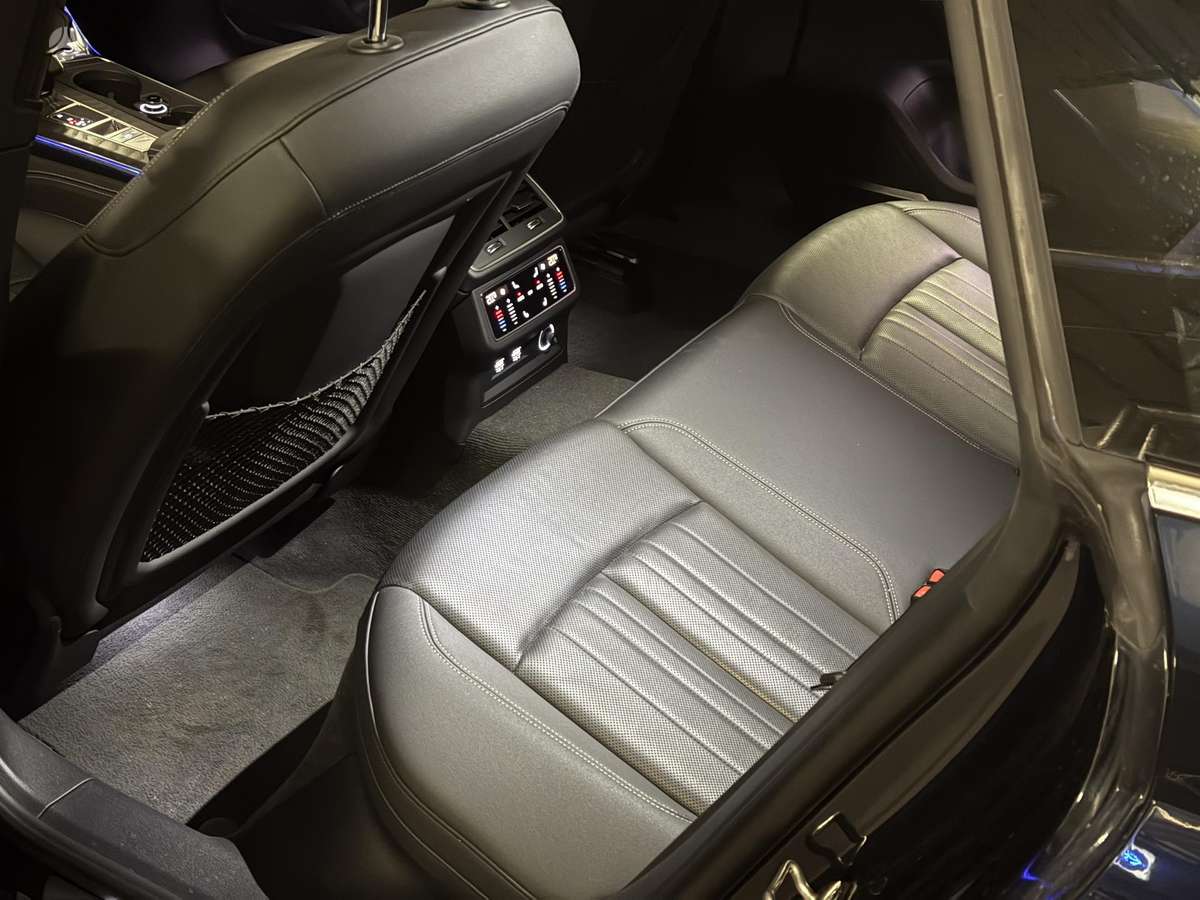 Audi A7, 3.0 l., hatchback