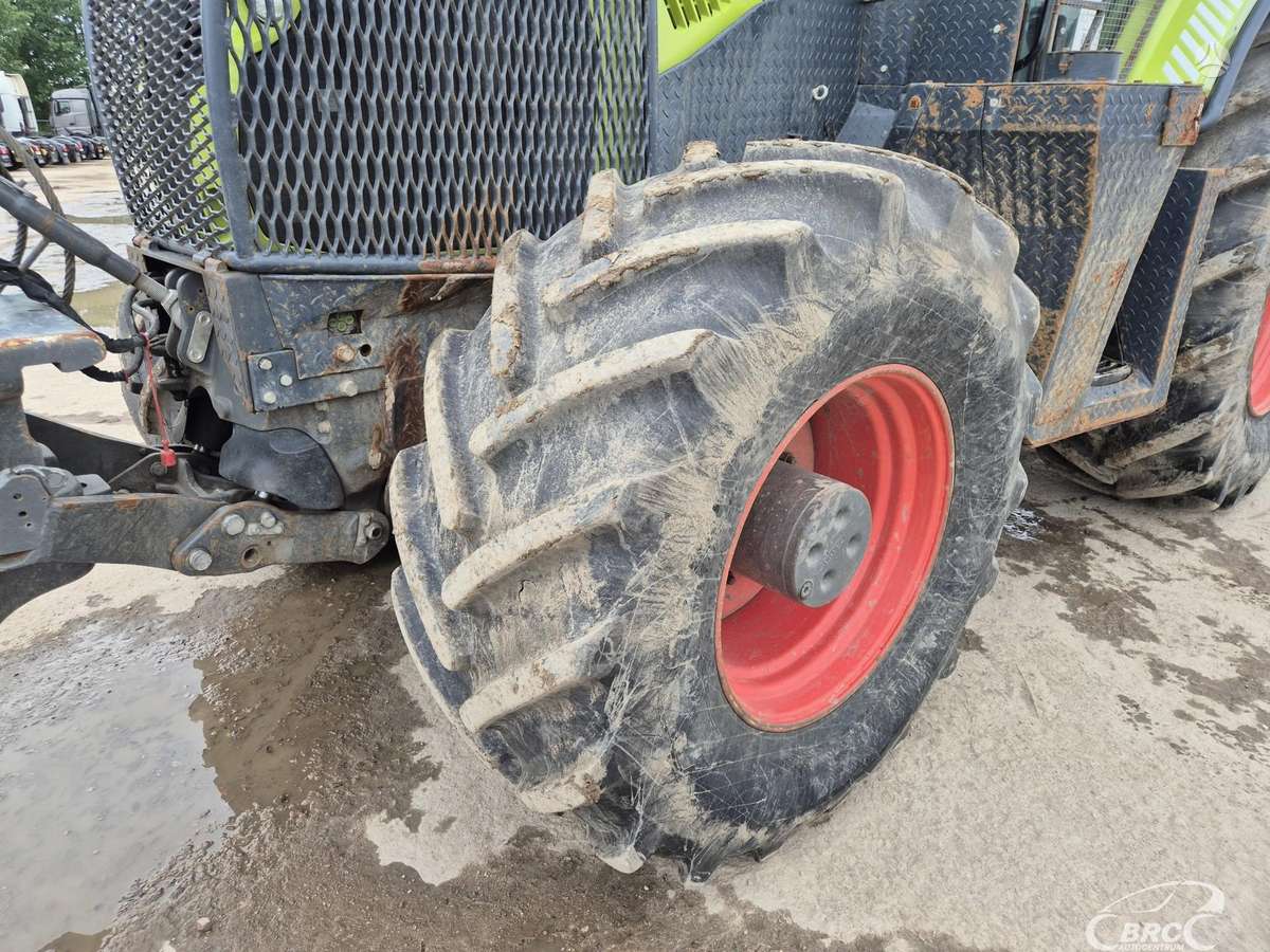 Claas Axion 870, тракторы