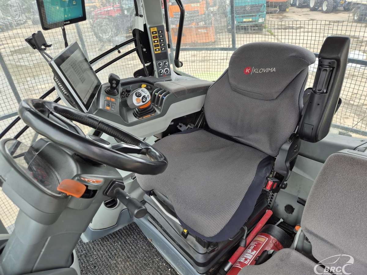 Claas Axion 870, тракторы