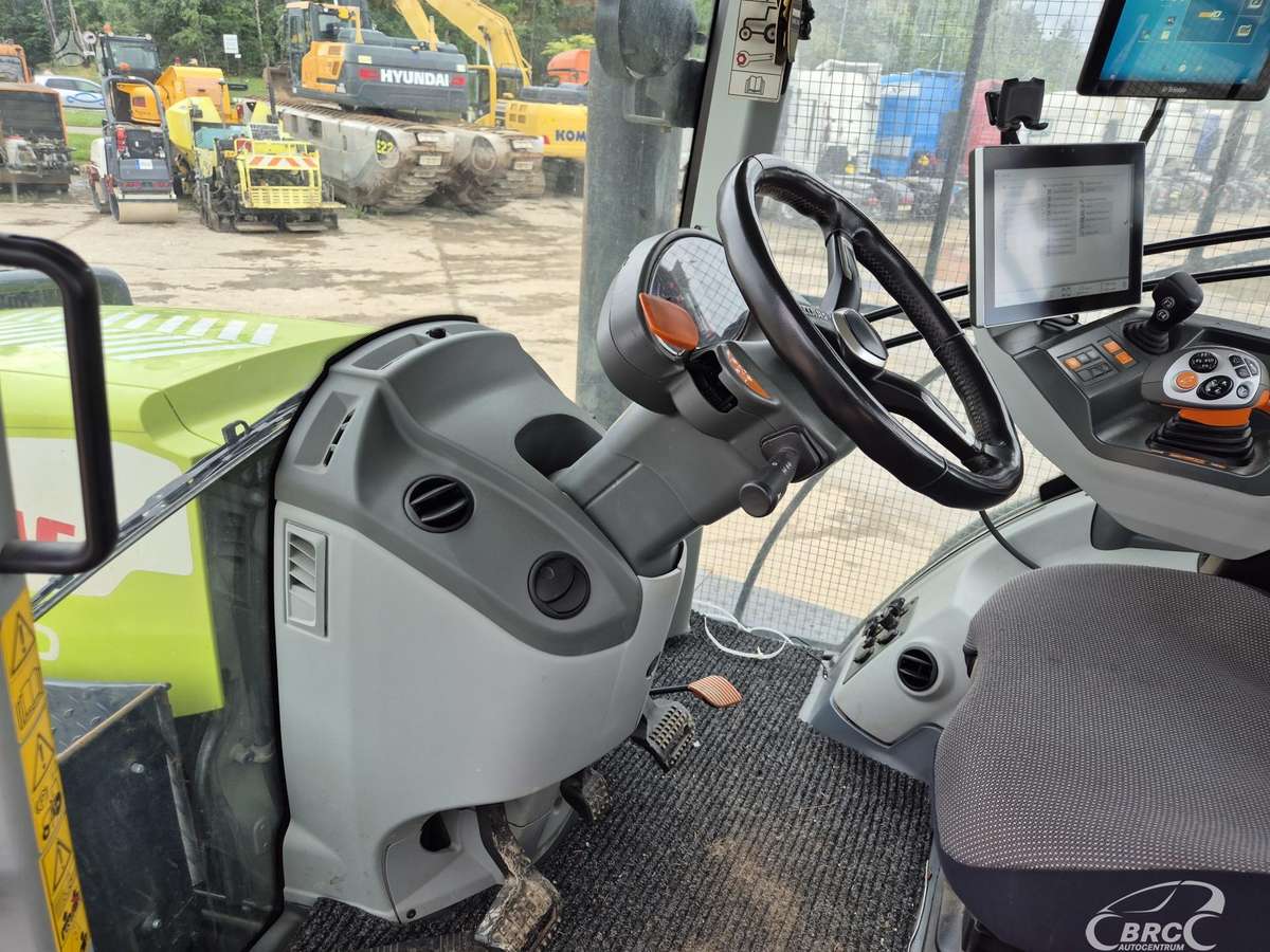 Claas Axion 870, traktoriai