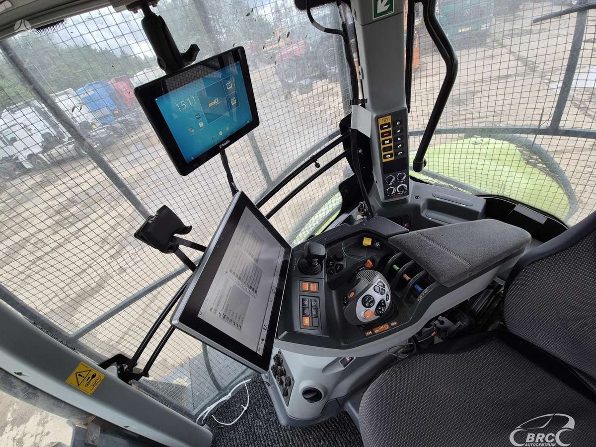 Claas Axion 870, traktoriai