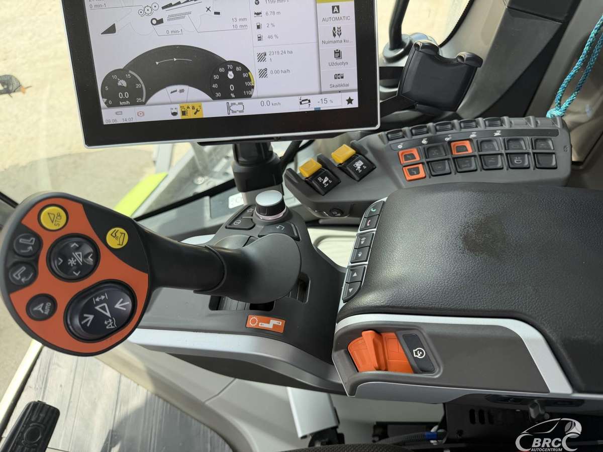 Claas Trion 650, combine harvesters