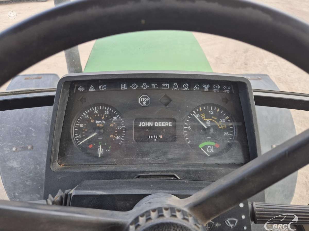 John Deere 6100, traktoriai