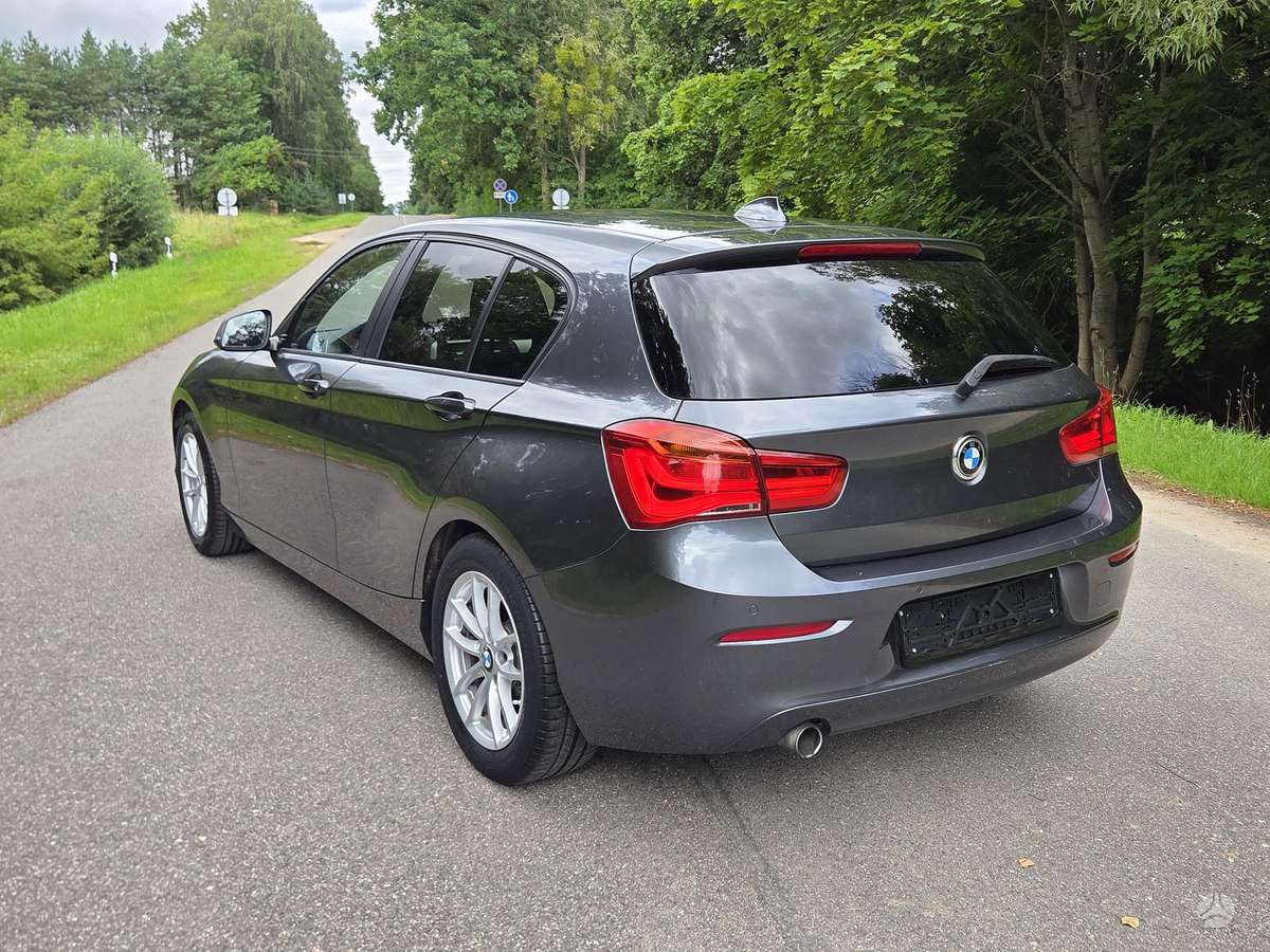 BMW 118, 1.5 l., Хэтчбек