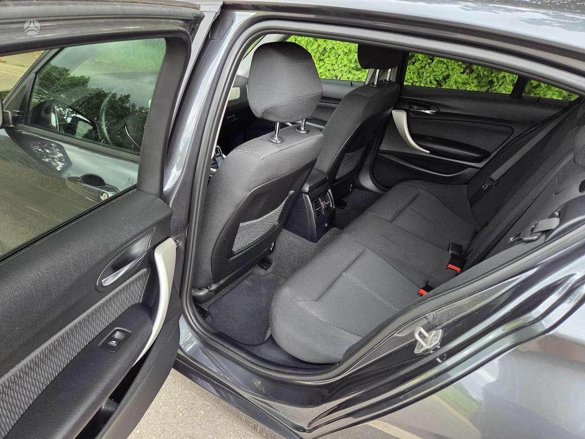 BMW 118, 1.5 l., hatchback