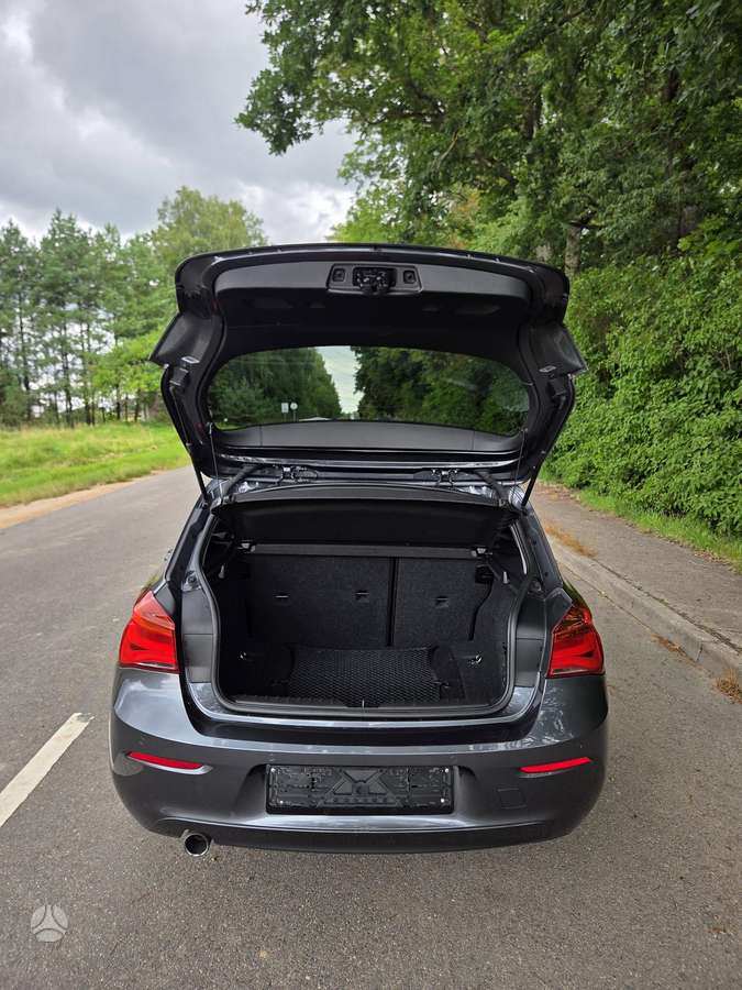BMW 118, 1.5 l., Хэтчбек