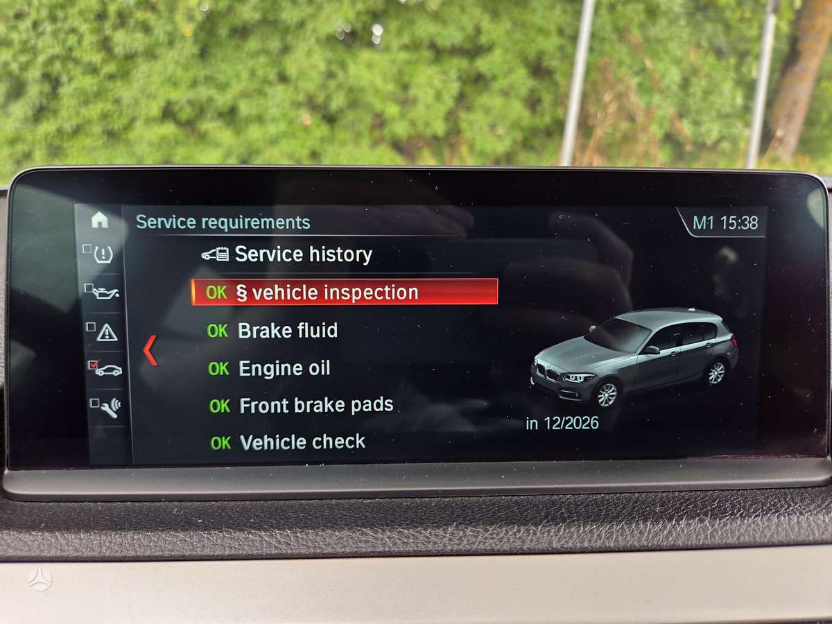 BMW 118, 1.5 l., Хэтчбек