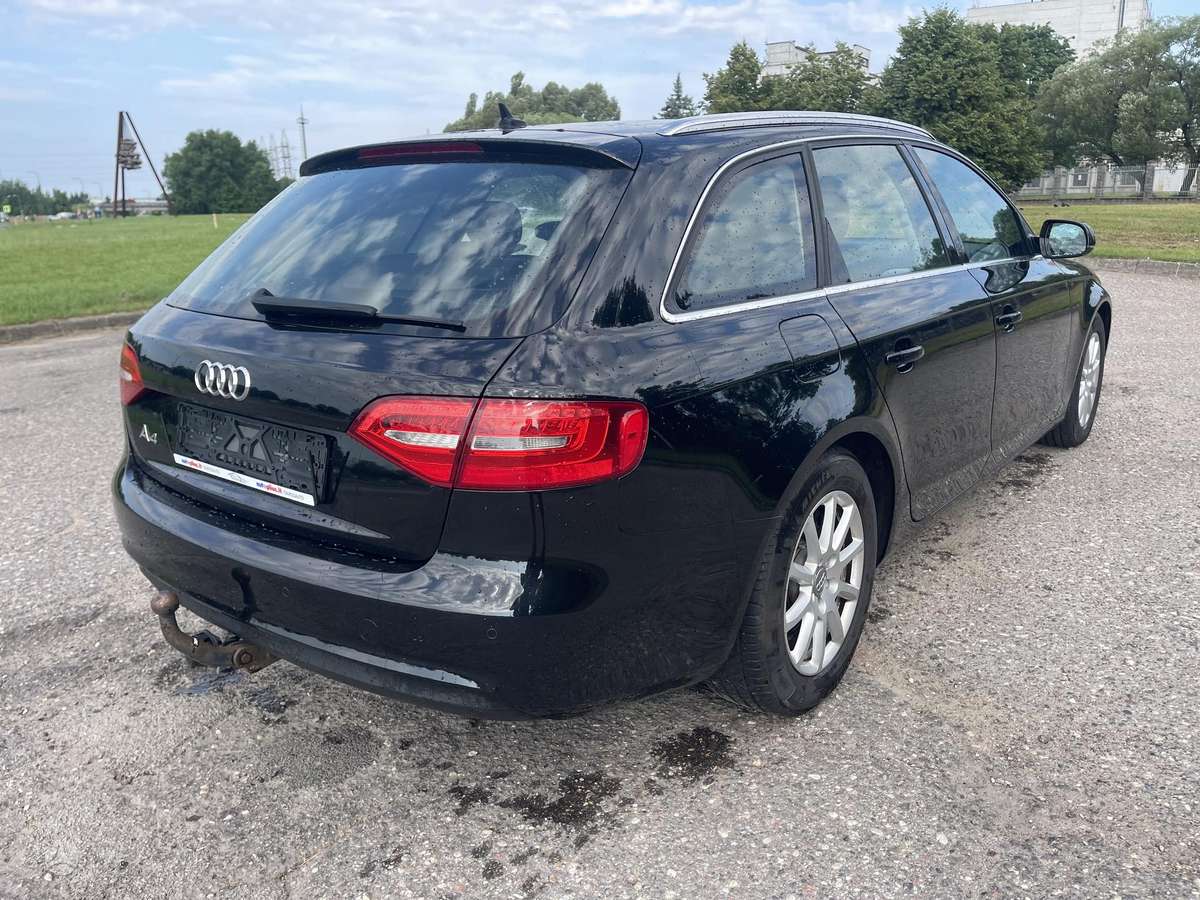 Audi A4, 2.0 l., universalas