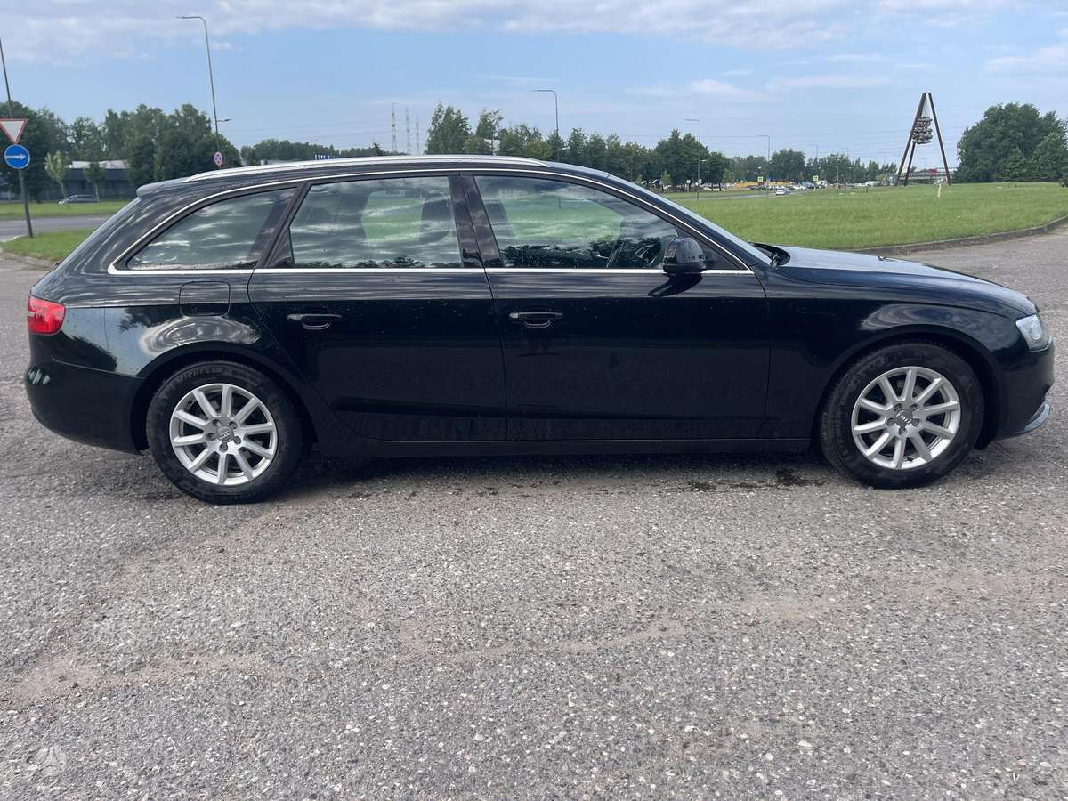 Audi A4, 2.0 l., Универсал
