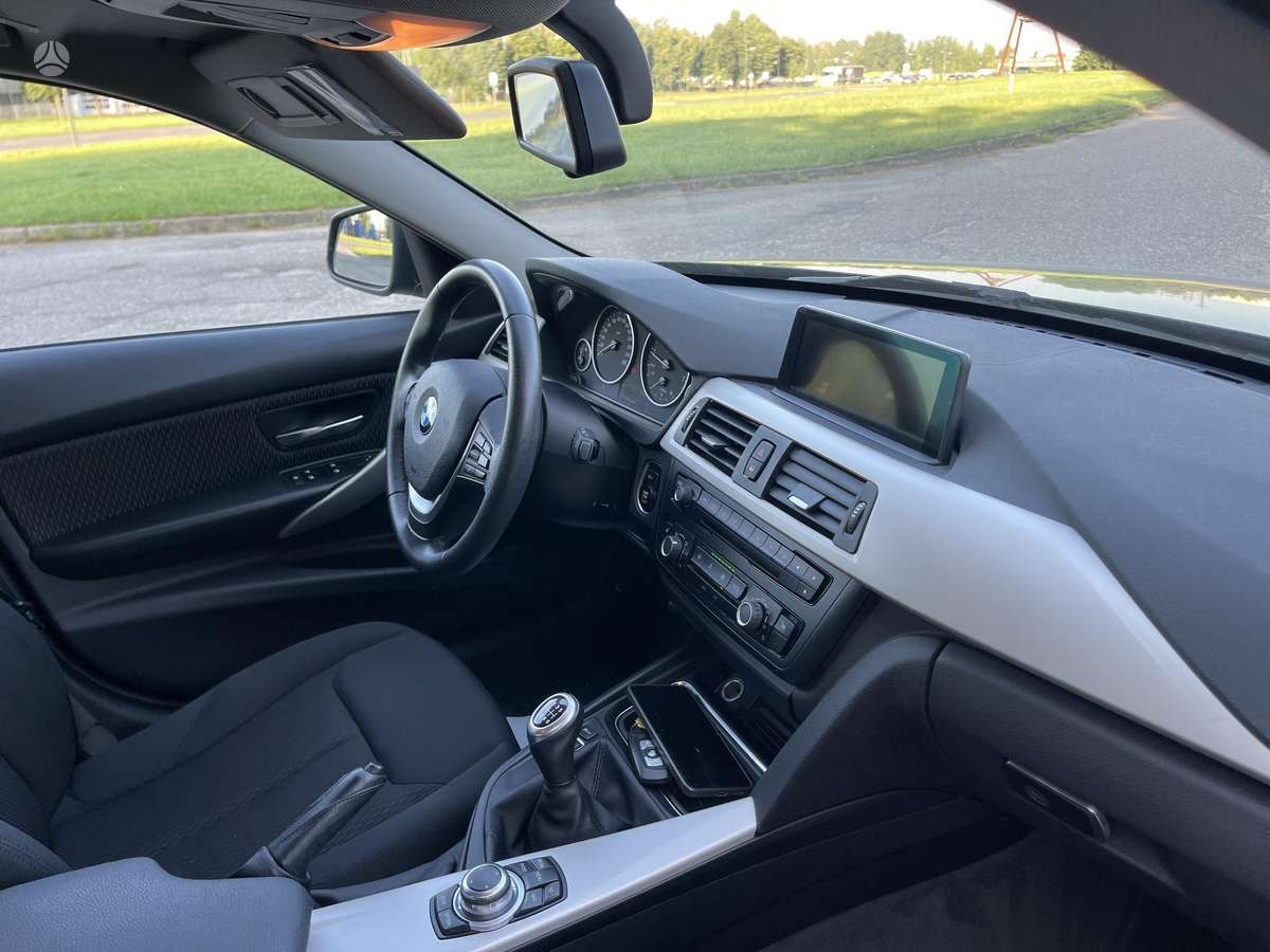 BMW 316, 1.6 l., wagon