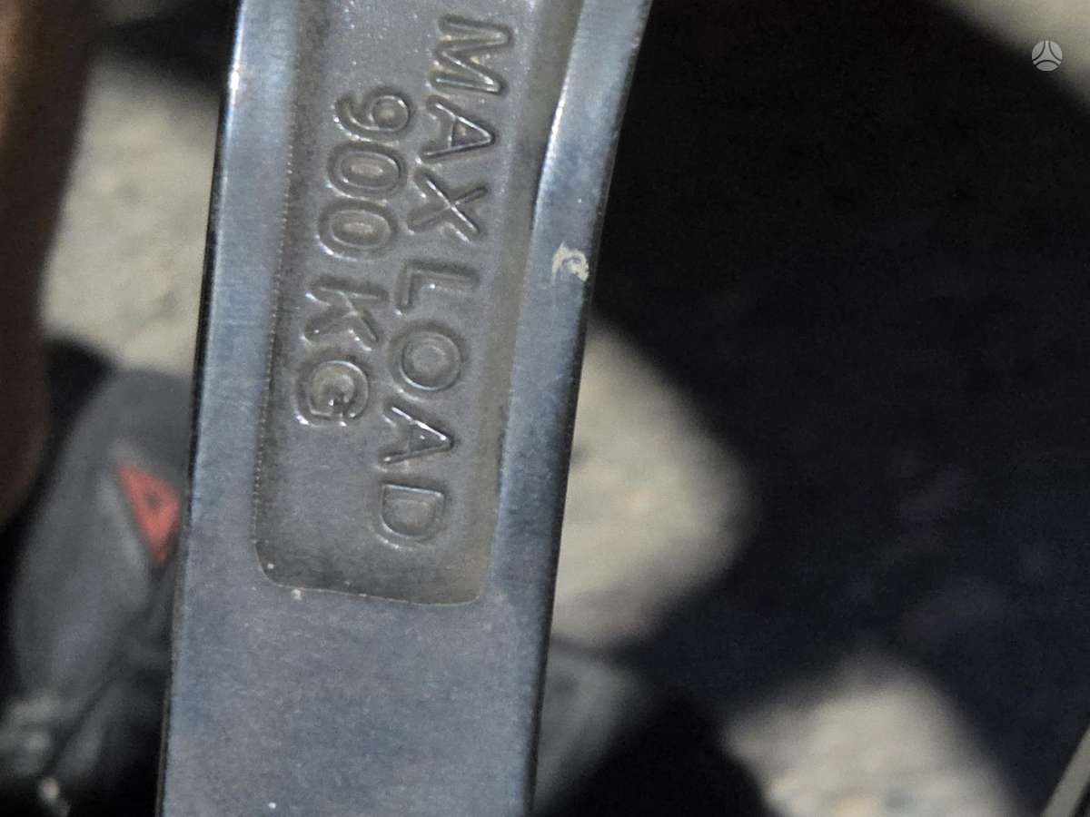 Volvo, lengvojo lydinio, R21