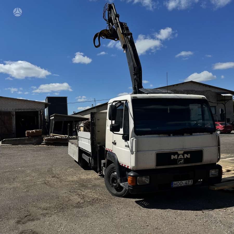 MAN L2000, crane trucks