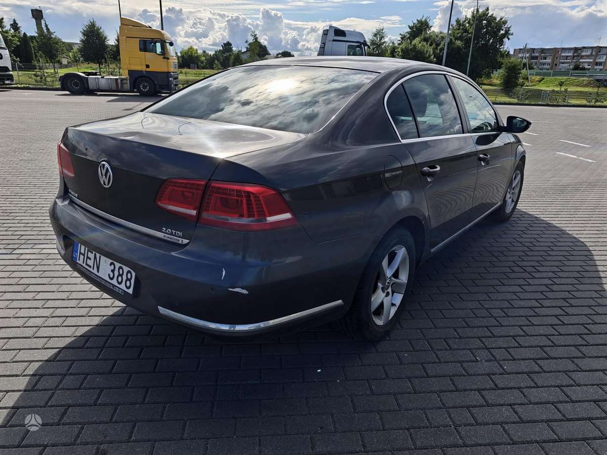 Volkswagen Passat - 3