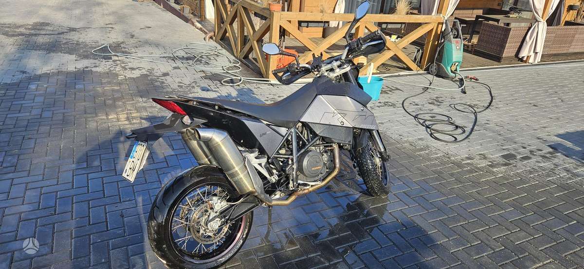 KTM SMC 690cc, supermoto