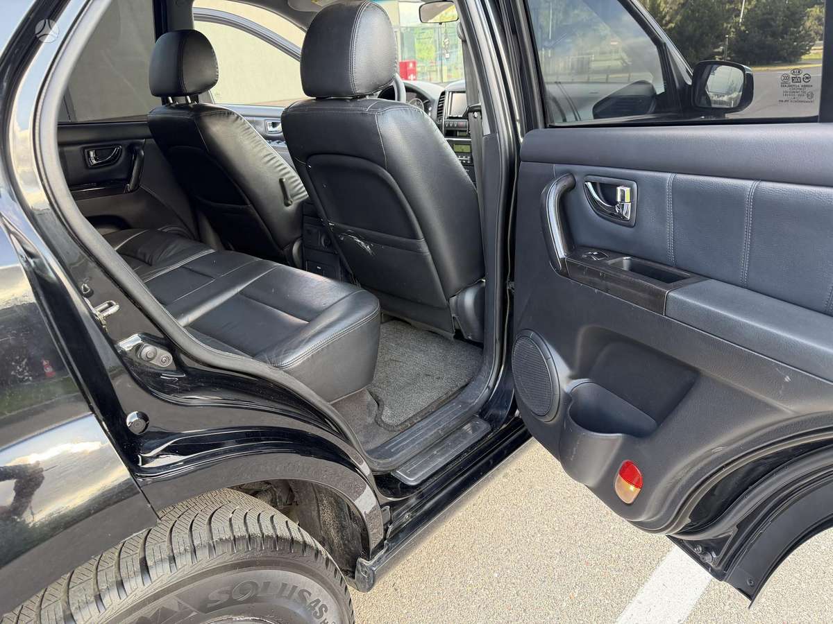 Kia Sorento, off-road / crossover