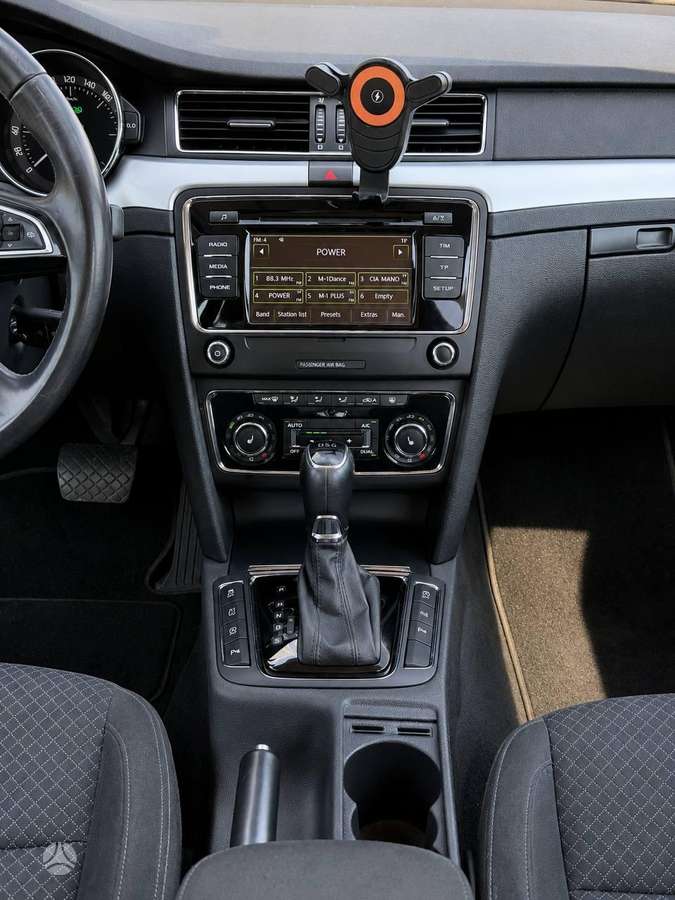 Skoda Superb, 2.0 l., wagon