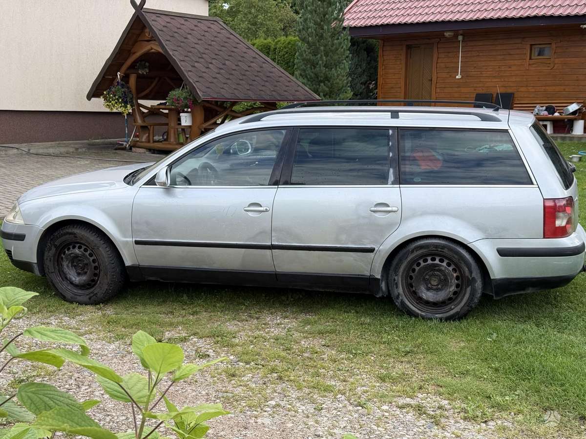Volkswagen Passat - 4