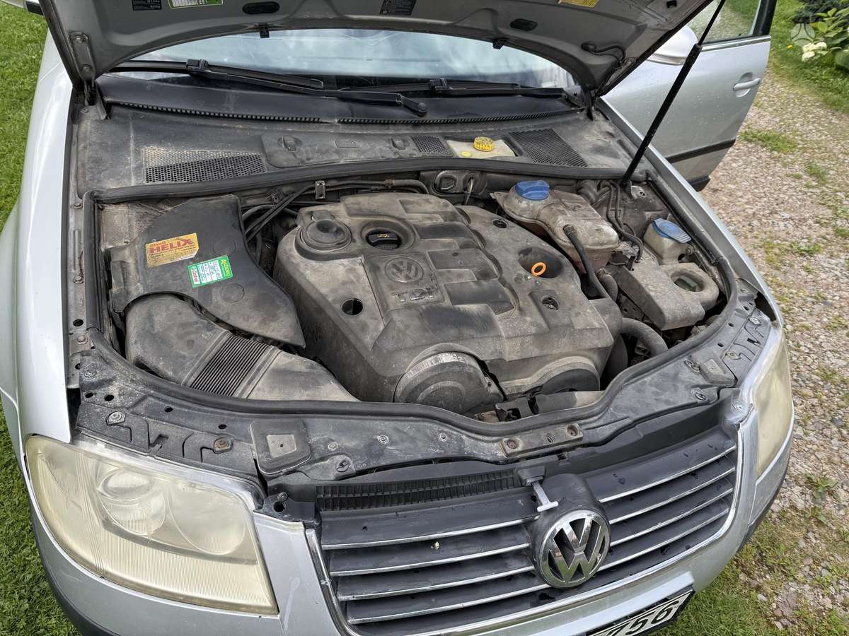 Volkswagen Passat - 9