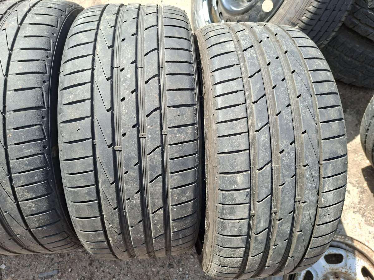 Hankook, vasarinės 235/35 R19