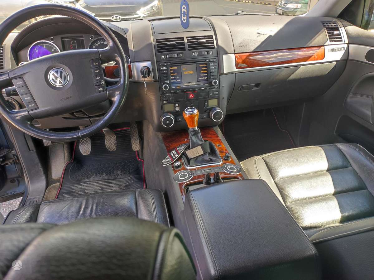 Volkswagen Touareg - 6