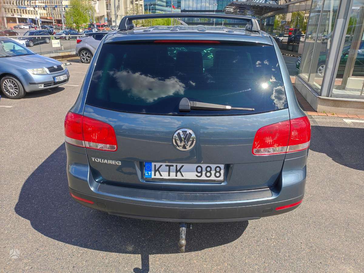 Volkswagen Touareg - 8