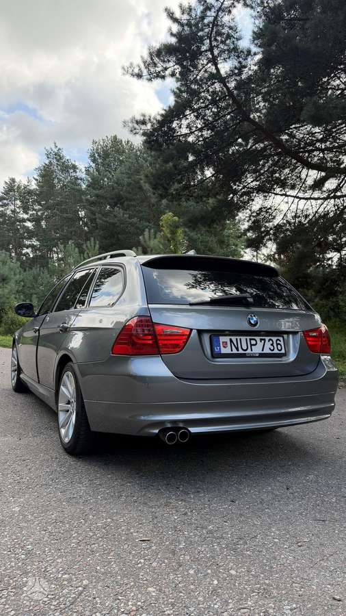 BMW 320, 2.0 l., universalas