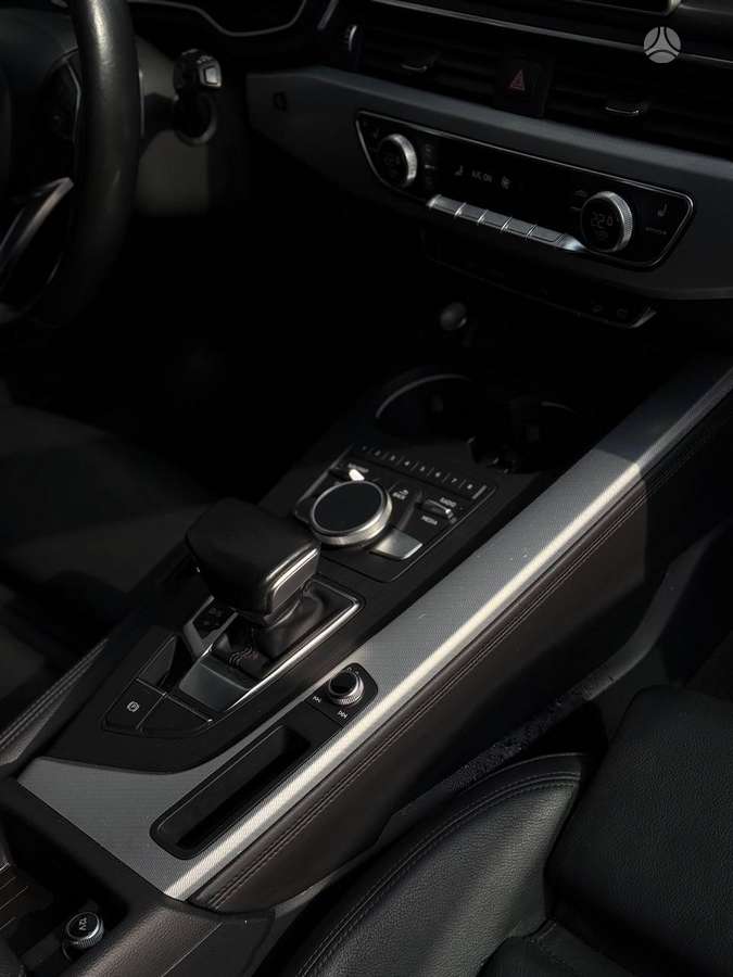 Audi A4 allroad, universalas