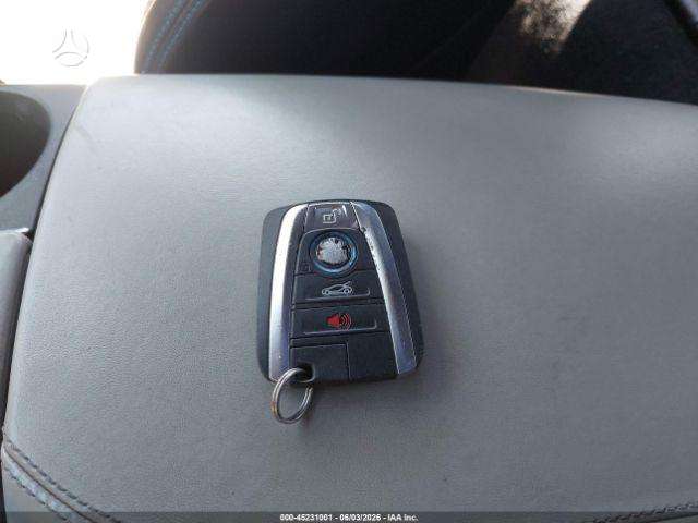 BMW i8, coupe