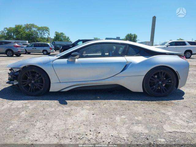 BMW i8, coupe