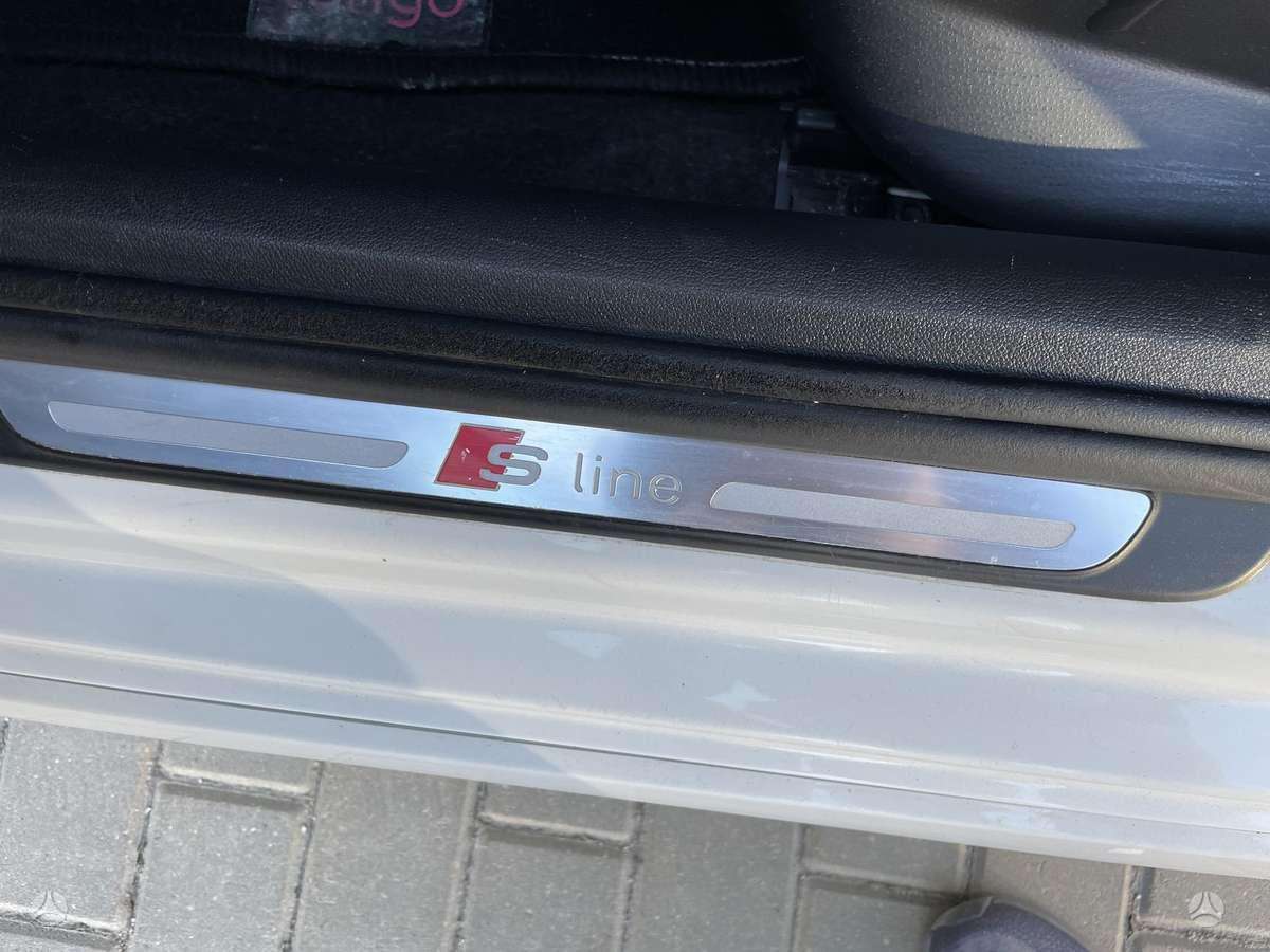 Audi A1, 1.0 l., Хэтчбек