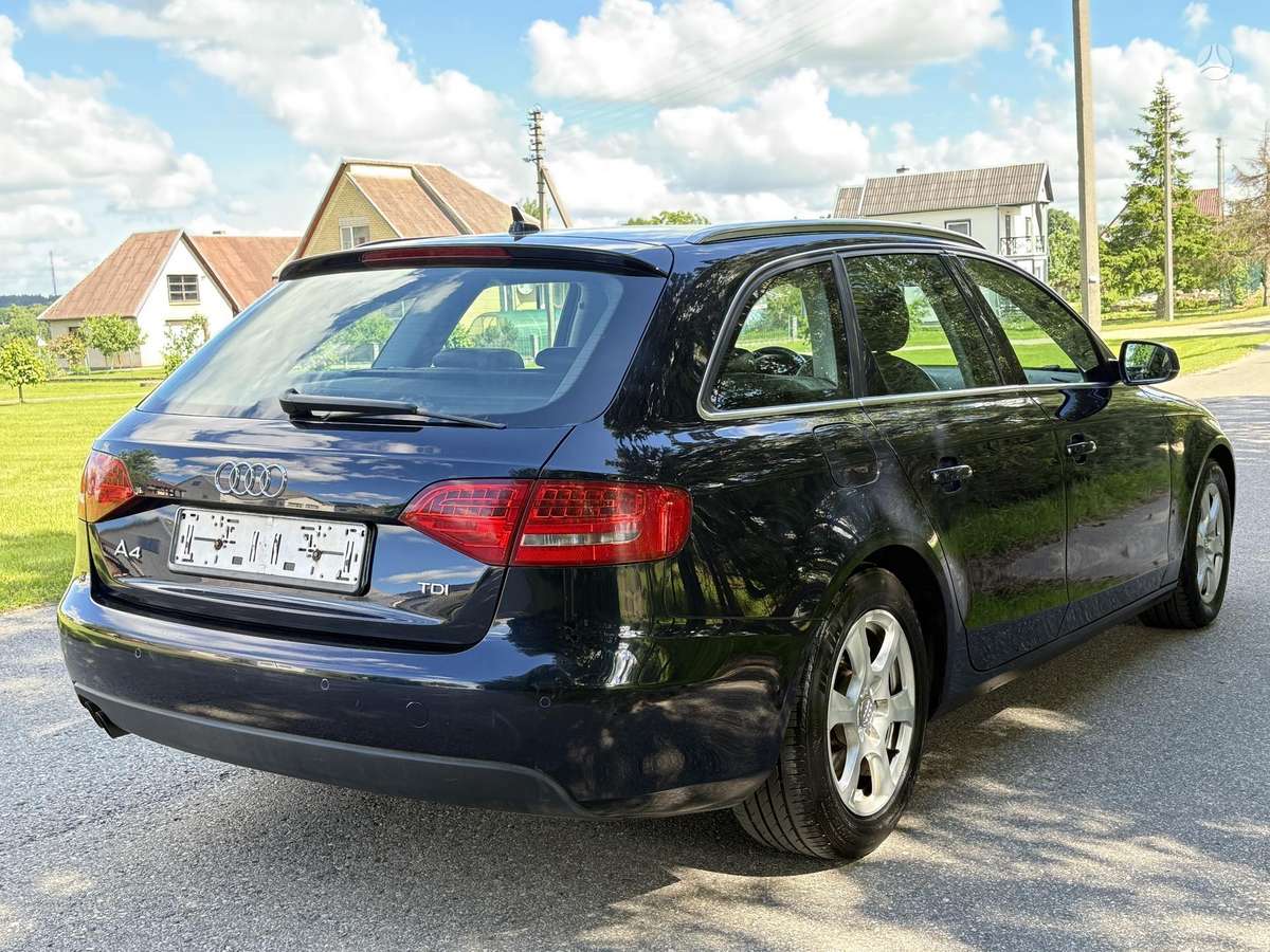 Audi A4, 2.0 l., Универсал