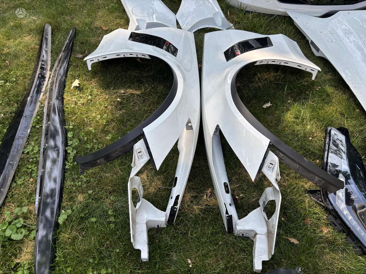 Chevrolet Corvette body parts