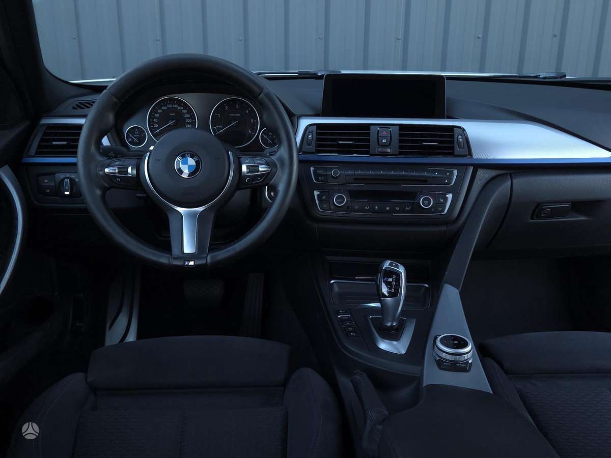 BMW 320, 2.0 l., wagon