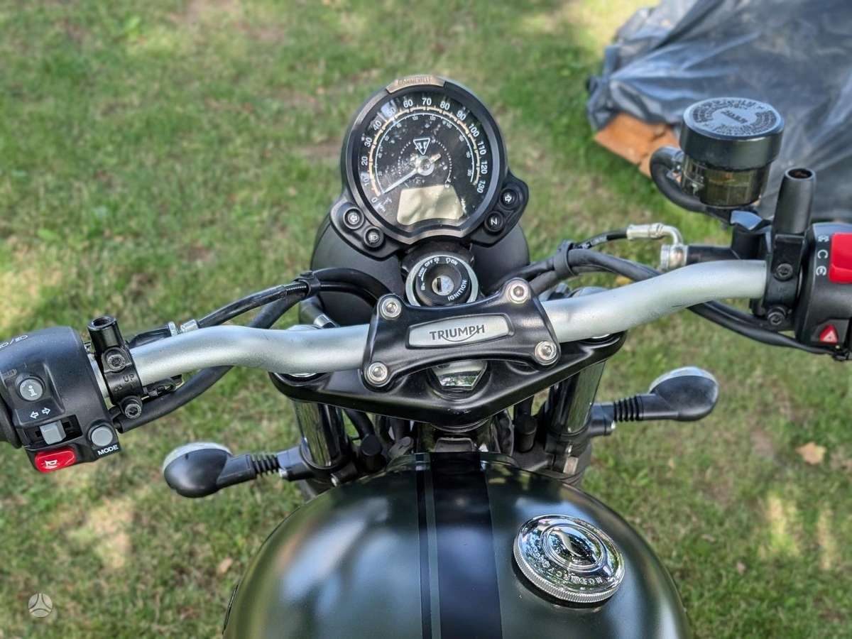 Triumph Scrambler 900cc, street / classic