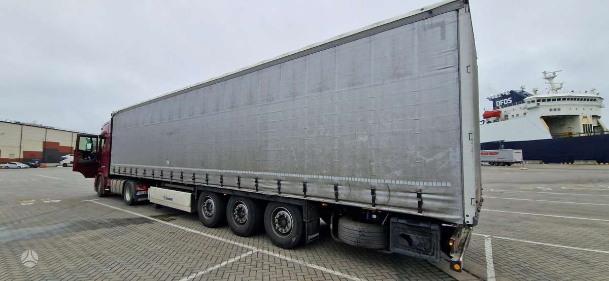 Krone, curtain / tarpaulin