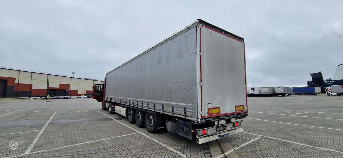 Krone, curtain / tarpaulin