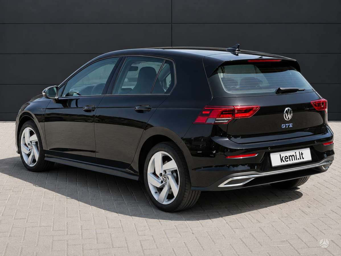 Volkswagen Golf - 5