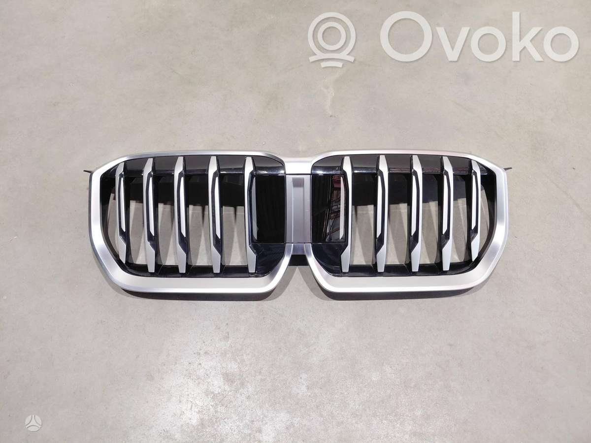 BMW X1 U11